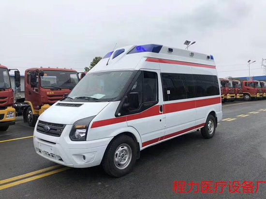 國六福特新世代長軸高福星頂救護車